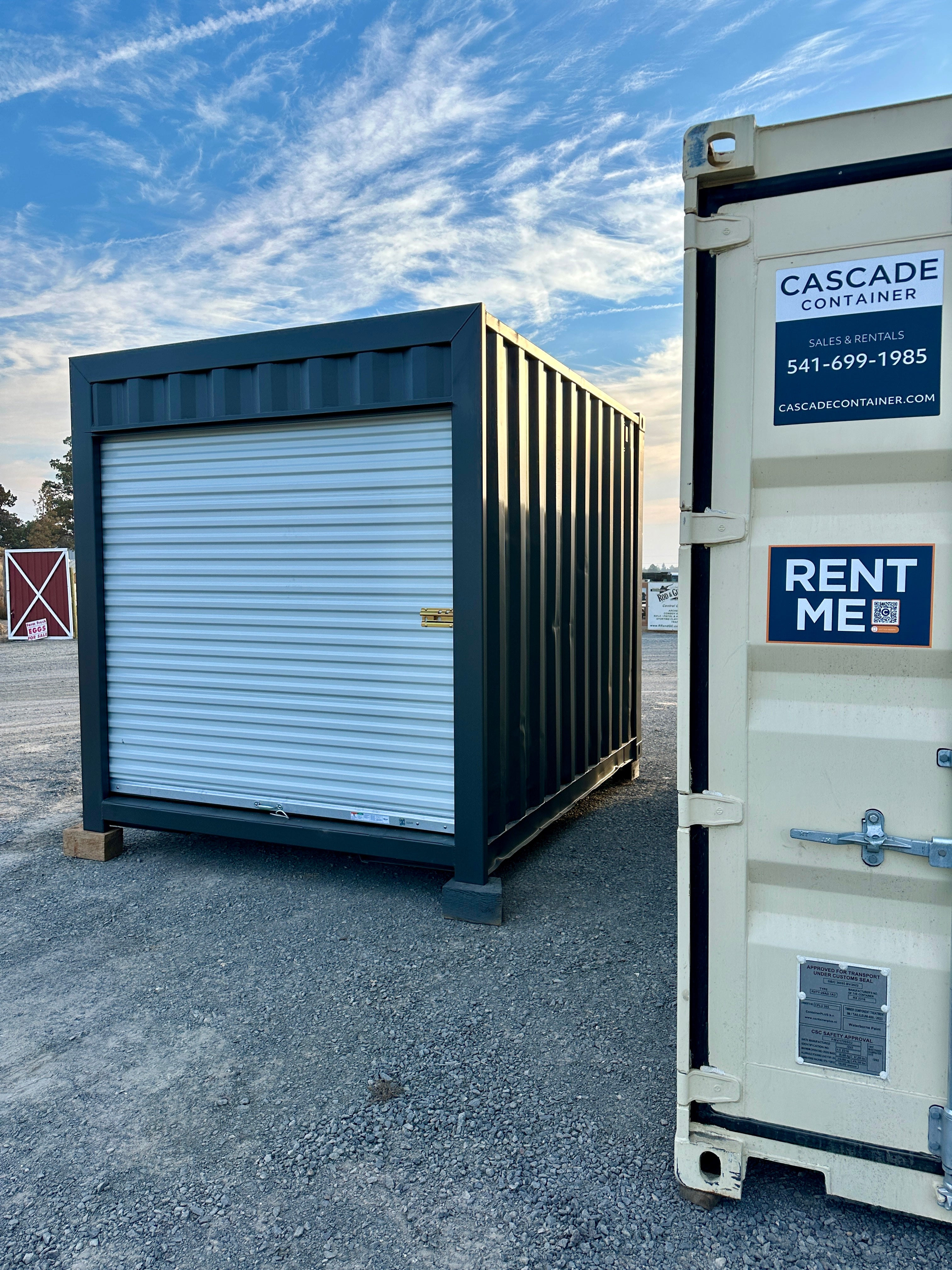 Refurbished 10' Shipping Container with Roll-Up Door (Redmond, OR ...